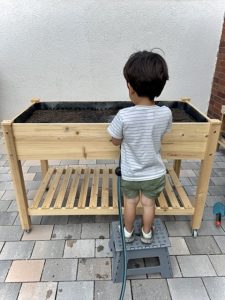 Kottodan.de-Hochbeet-kleiner-Gärtner